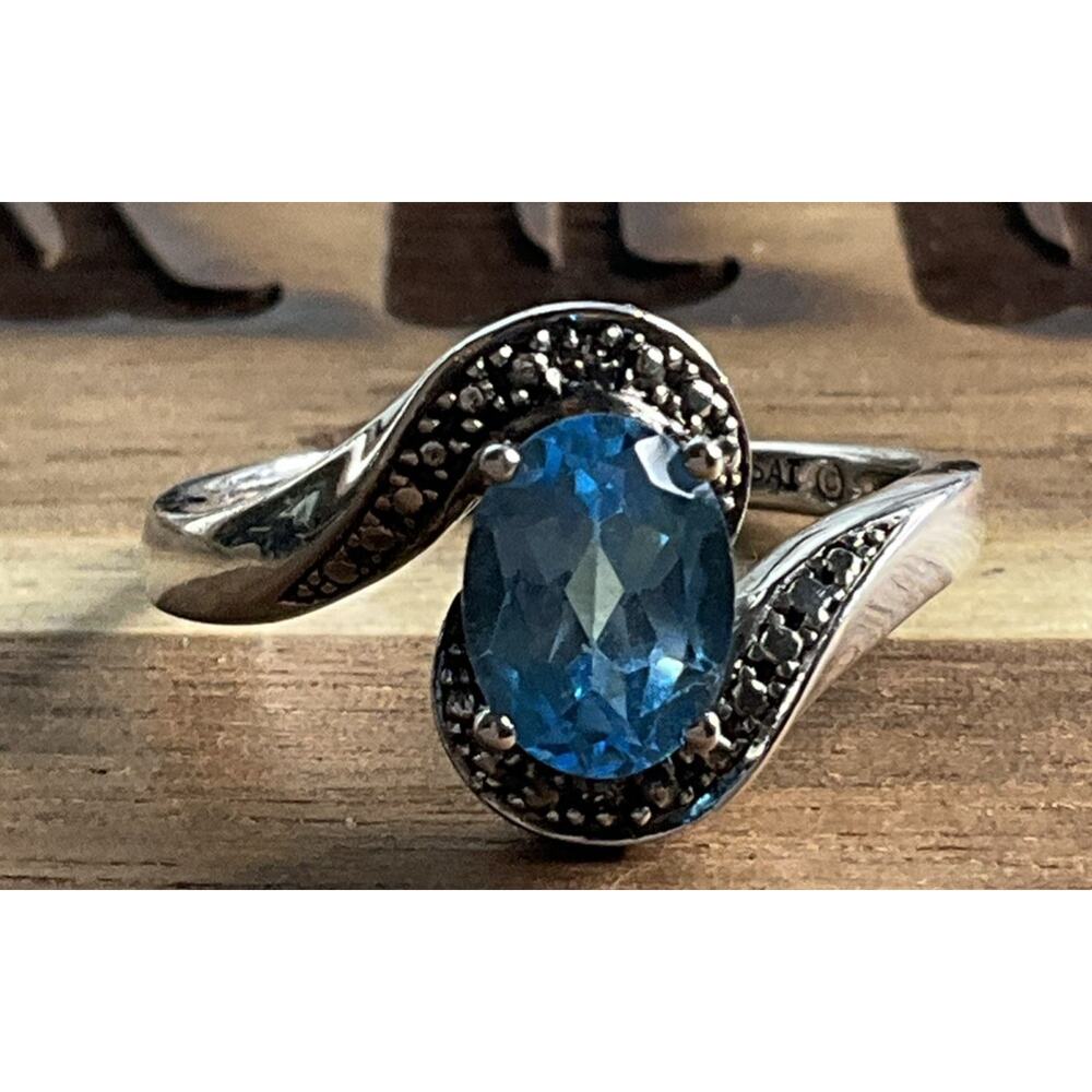 SAI Vintage Sterling Silver Blue Topaz Wave Ring Marcasite Accents Size 7.25